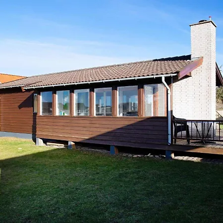 Three-bedroom In 63 Lokken